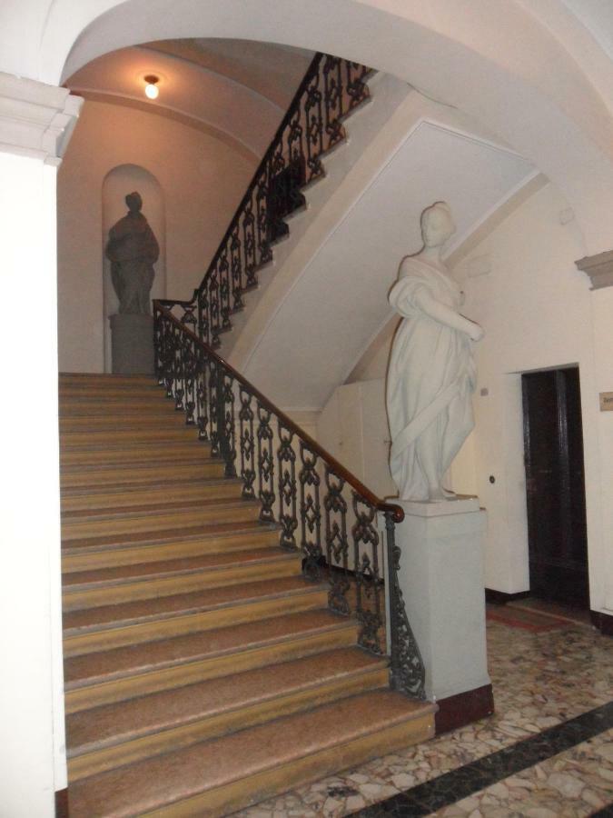 Le Grenier Daire Bolonya Dış mekan fotoğraf